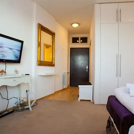 Belle Apartments-elegance *